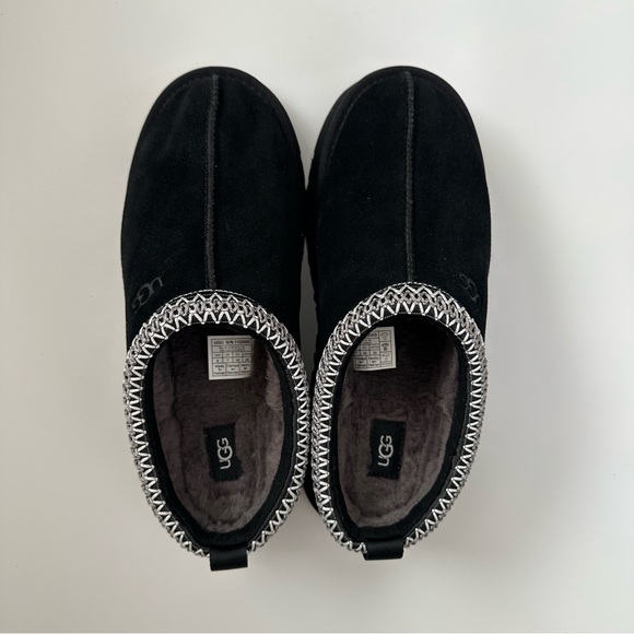 UGG Tazz Platform Black Size 9 NWT - Picture 9 of 16